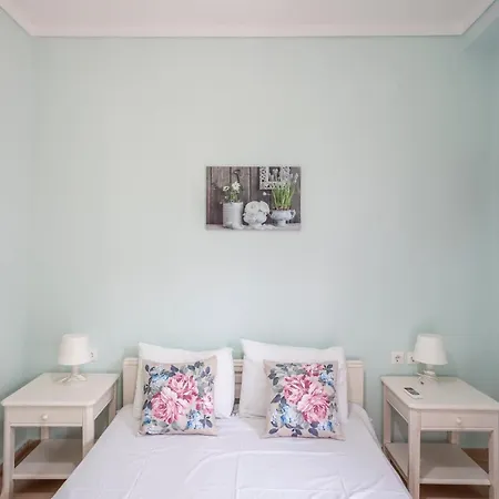 Sea Side Valentina Apartman *