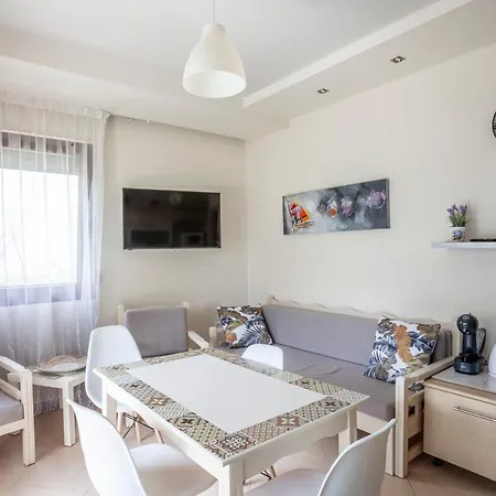 Sea Side Valentina * Hanioti