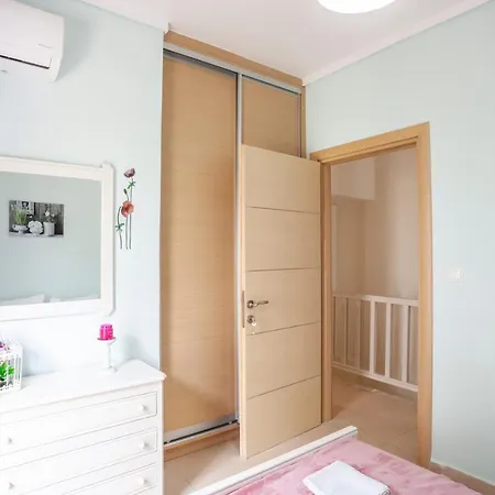 아파트 Sea Side Valentina 하니오티