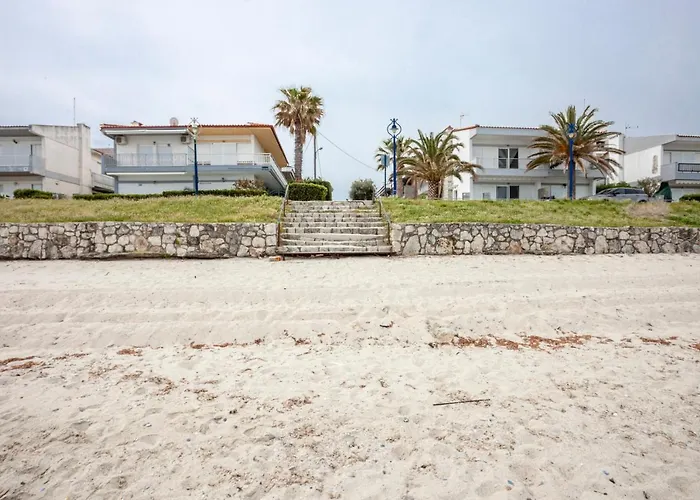 Sea Side Valentina Hanioti